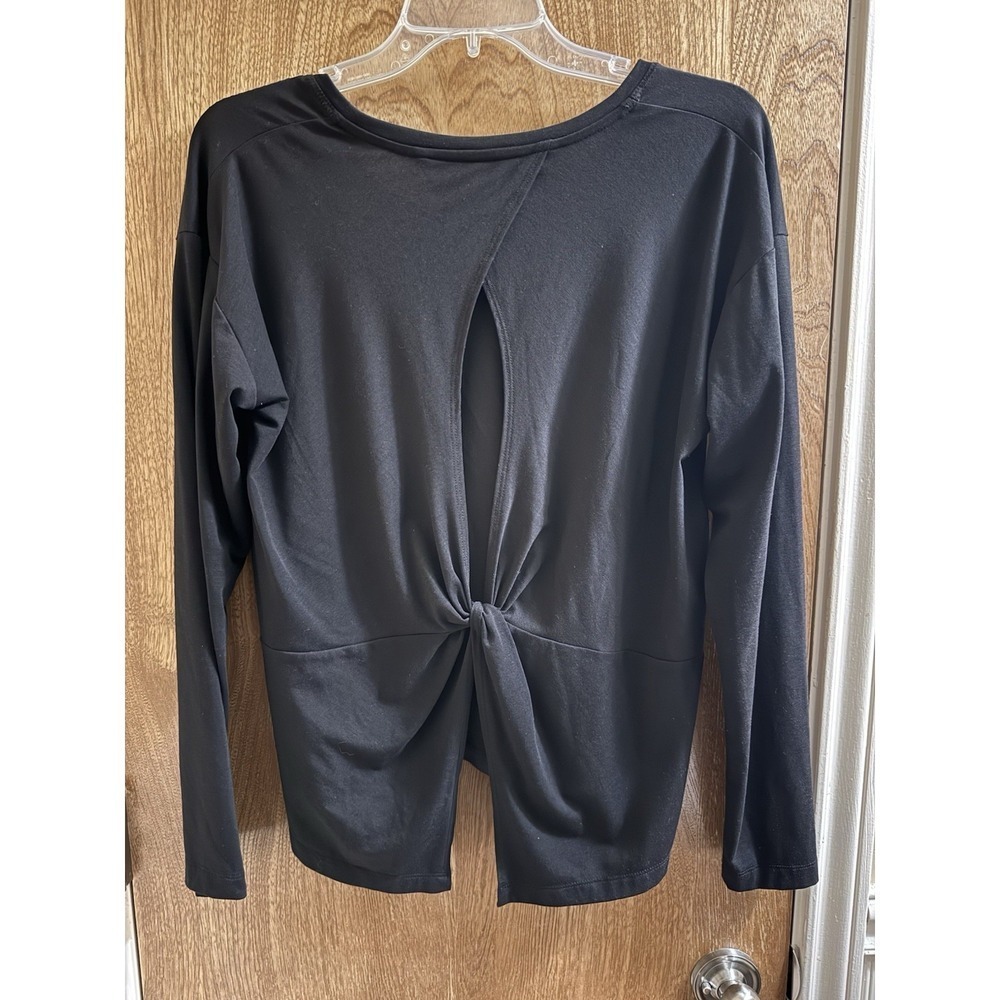 Athleta Essence Twist Key Hole Back Top Medium Long Sleeve Black Active Yoga